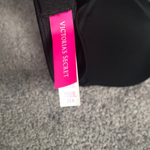 NWOT Victoria’s Secret Bandeau Top - Picture 3 of 3